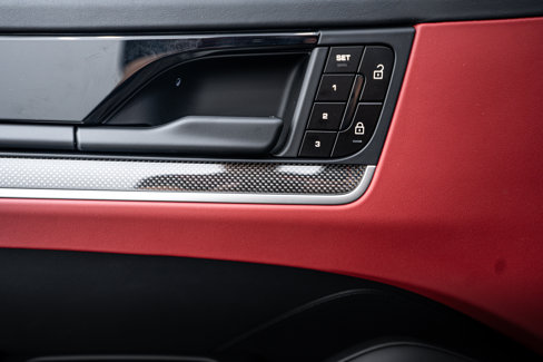 New 2026 Porsche Cayenne S image 20