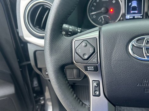 Used 2022 Toyota Tacoma SR5 image 34