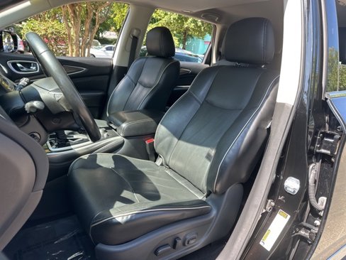 Used 2019 INFINITI QX60 Luxe w/ 20" Tire & Wheel Package image 9