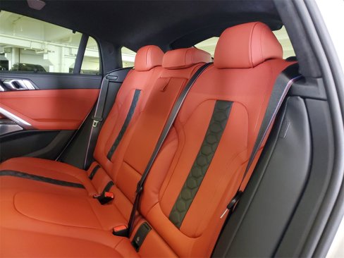 Used 2026 BMW X6 M Competition w/ Executive Package image 12