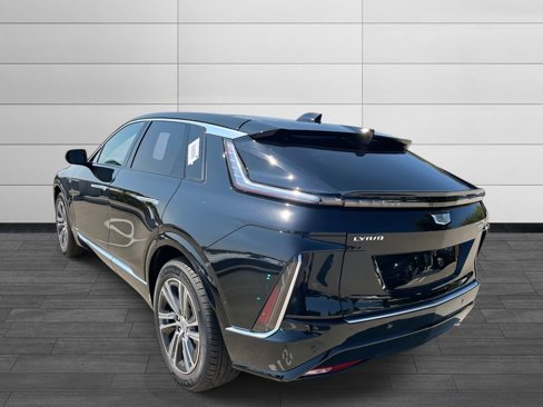 New 2026 Cadillac Lyriq Luxury image 3