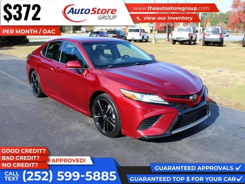Used 2018 Toyota Camry XSE image 4