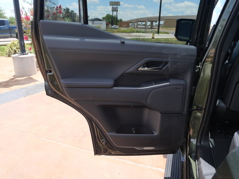 Used 2025 Lexus GX 550 image 8