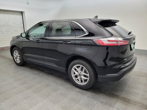 Used 2024 Ford Edge SEL image 3