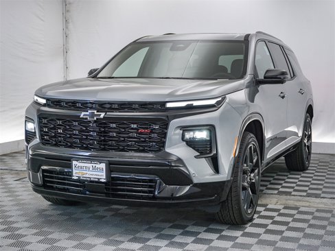 New 2026 Chevrolet Traverse RS w/ LPO, Floor Liner Package image 3