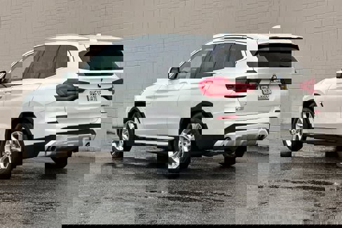 Certified 2021 BMW X3 xDrive30e w/ Convenience Package image 8