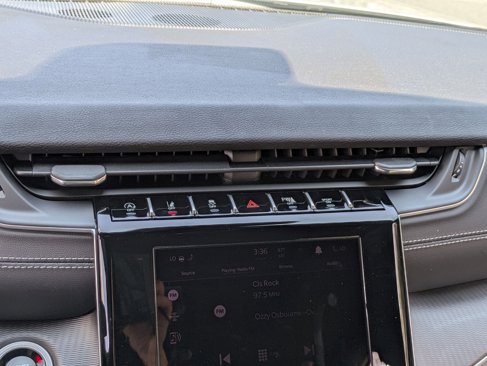 New 2025 Jeep Grand Cherokee L Laredo image 14
