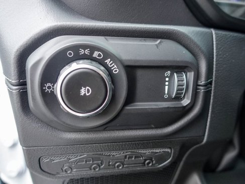 New 2025 Jeep Wrangler Sahara image 18