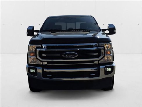 Used 2021 Ford F250 Lariat image 2