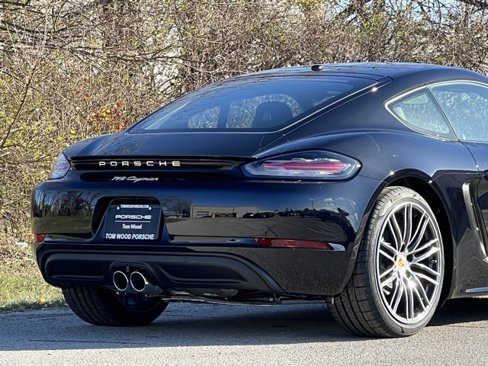 New 2025 Porsche 718 Cayman image 9