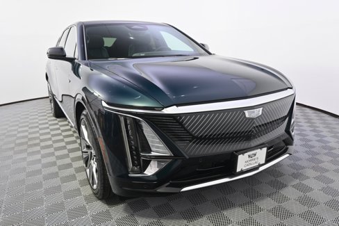 New 2025 Cadillac Lyriq Luxury image 9