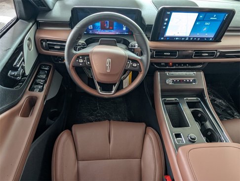 New 2025 Lincoln Aviator Reserve image 8