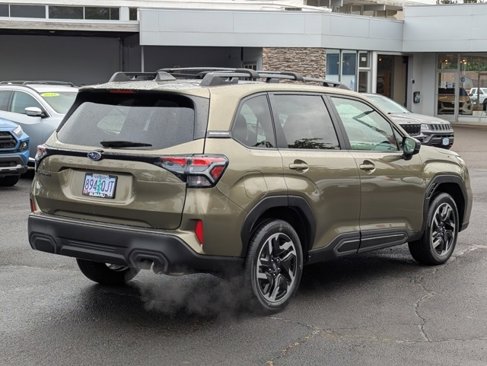 Certified 2025 Subaru Forester Limited image 5