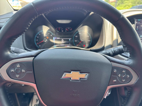 Used 2017 Chevrolet Colorado Z71 image 33