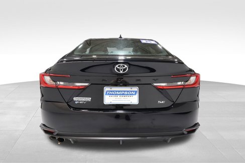 Used 2025 Toyota Camry XSE image 3