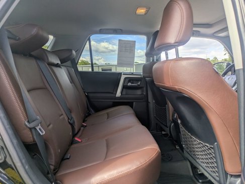 Used 2023 Toyota 4Runner Limited image 32