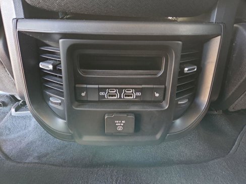 Used 2025 RAM 1500 Laramie image 29