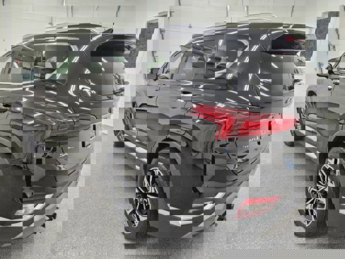 Used 2020 Hyundai Santa Fe SEL image 7