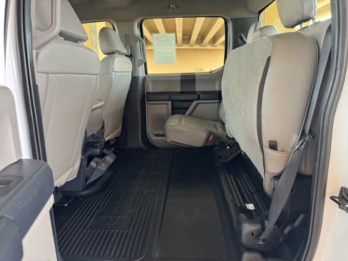 Used 2022 Ford F250 XL w/ Power Equipment Group image 20