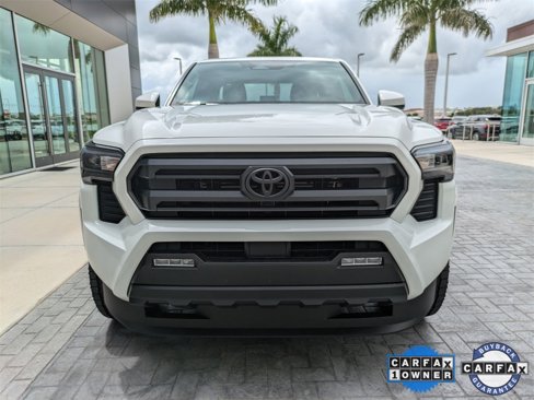 Used 2025 Toyota Tacoma SR5 image 8