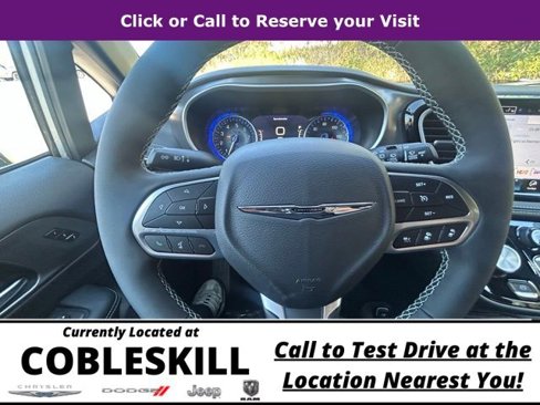 New 2026 Chrysler Pacifica Select image 22