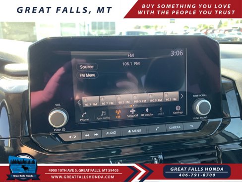 Used 2024 Nissan Pathfinder SV image 20