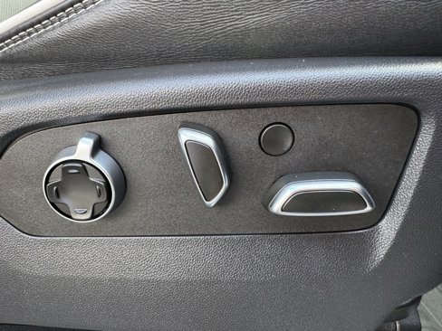 Used 2022 GMC Sierra 1500 AT4X image 31