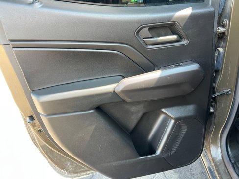 Used 2023 Chevrolet Colorado Trail Boss w/ Technology Package image 33