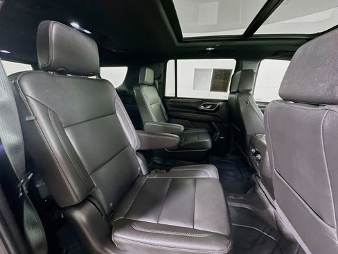 Certified 2024 Chevrolet Suburban Z71 w/ Luxury Package image 30