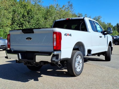 New 2026 Ford F250 XLT image 5