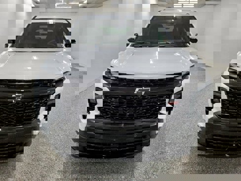 New 2026 Chevrolet Traverse RS w/ LPO, Floor Liner Package image 2