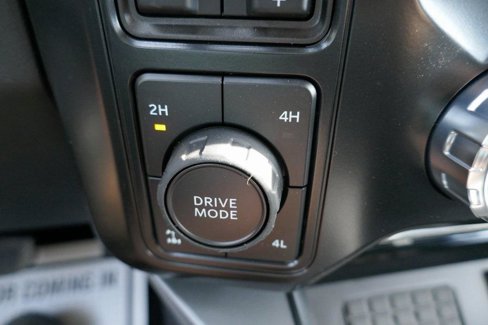 New 2026 Ford F250 Lariat w/ Black Appearance Package image 21