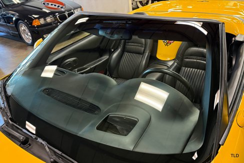 Used 2002 Chevrolet Corvette Convertible w/ Preferred Equipment Group2 image 35