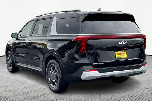New 2026 Kia Carnival EX image 3