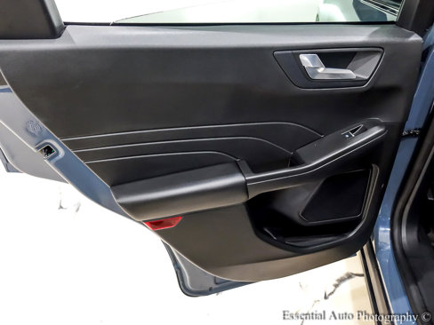Used 2023 Ford Escape Platinum w/ Class II Trailer Tow Package image 26