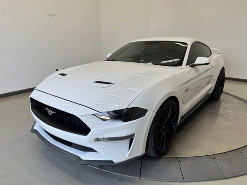 Used 2020 Ford Mustang GT Premium image 28