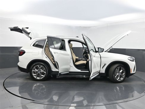 Used 2024 BMW X3 xDrive30i w/ Premium Package w/ZPA image 38