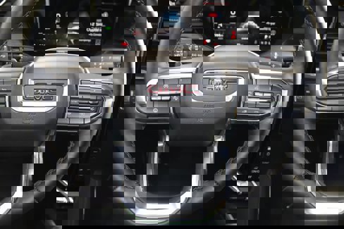 Used 2025 GMC Acadia Elevation image 37
