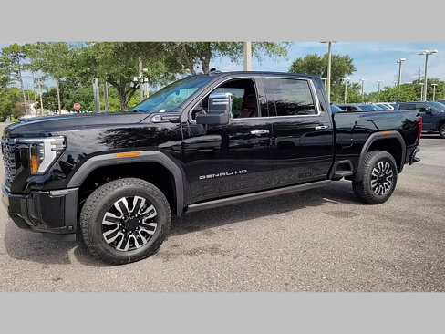 New 2025 GMC Sierra 3500 Denali Ultimate image 13