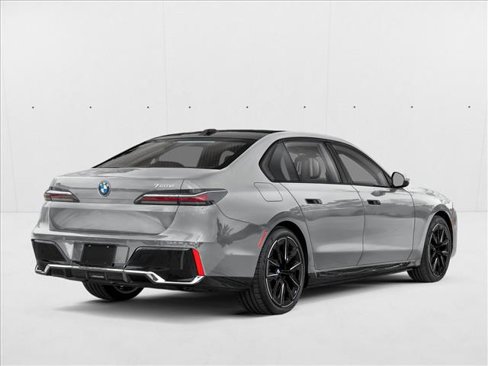 New 2026 BMW 750e xDrive image 2