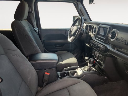 Used 2020 Jeep Wrangler Unlimited Sahara image 15
