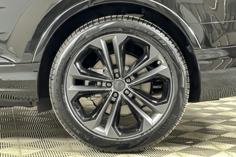 New 2026 Audi Q7 3.0T Premium Plus image 24