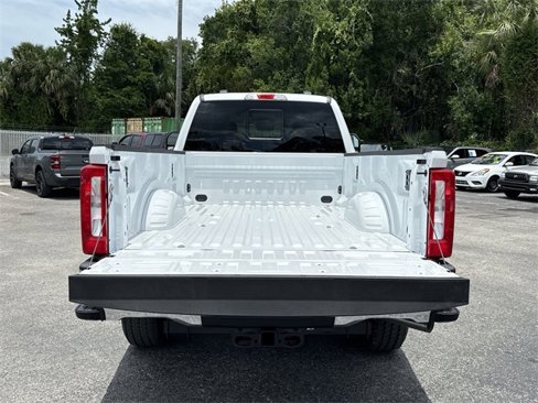 New 2025 Ford F350 XLT w/ FX4 Off-Road Package image 9