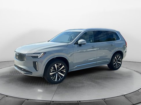 New 2026 Volvo XC90 B6 Core image 3