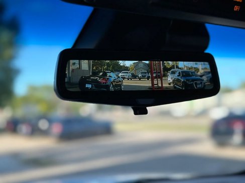 Used 2017 Cadillac Escalade ESV Platinum image 24