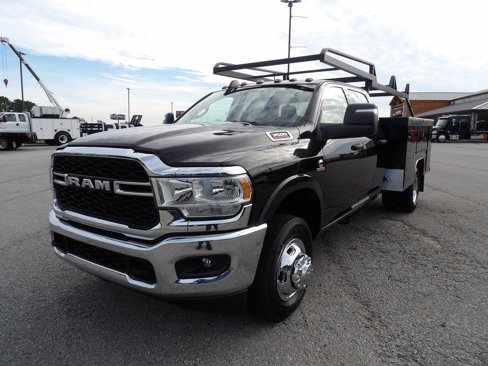 Used 2024 RAM 3500 Tradesman w/ Chrome Appearance Group image 69