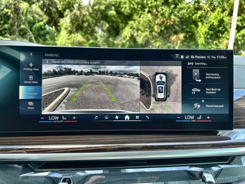 New 2026 BMW X5 xDrive50e w/ Premium Package image 21