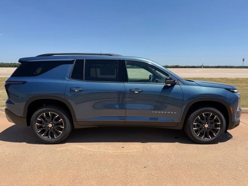 New 2026 Chevrolet Traverse LT w/ Enhanced Driving Package image 2