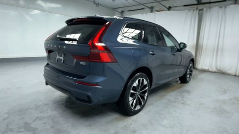 New 2026 Volvo XC60 B5 Plus w/ Climate Package image 22