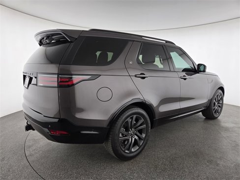 Used 2022 Land Rover Discovery S R-Dynamic image 2